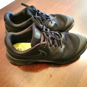 Nike big kid running shoes